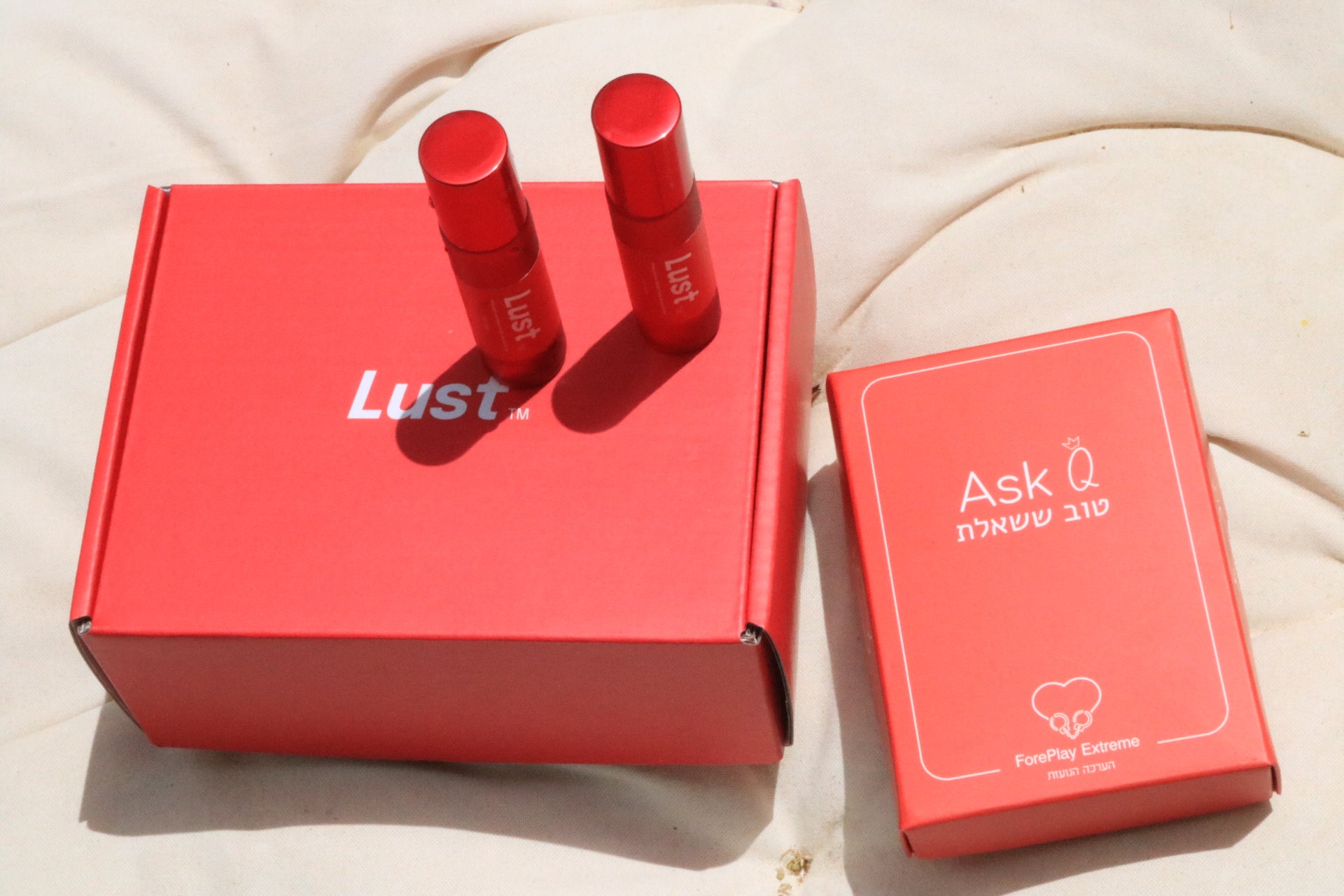 Couple + AskQ Pack