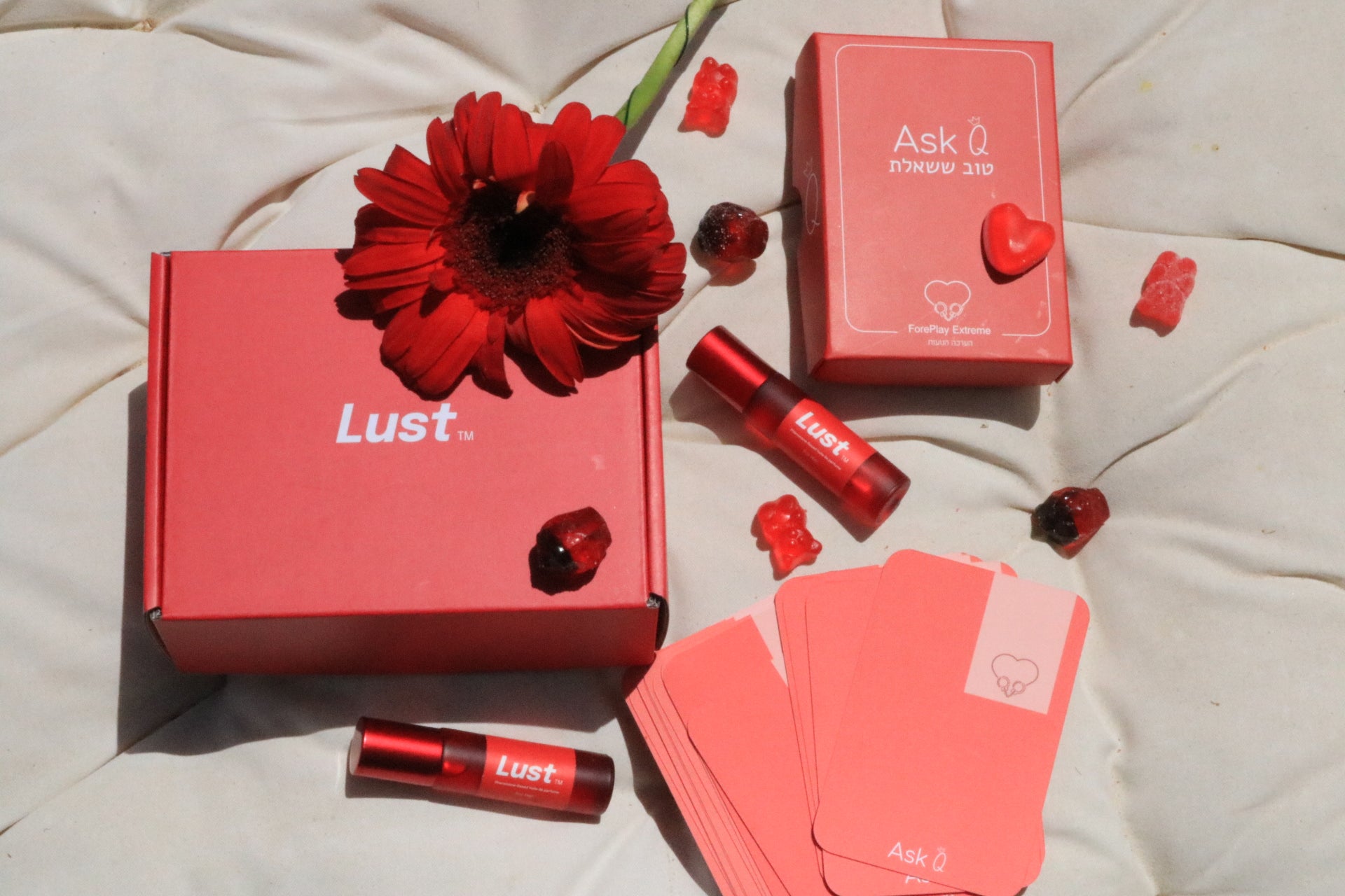 Couple + AskQ Pack